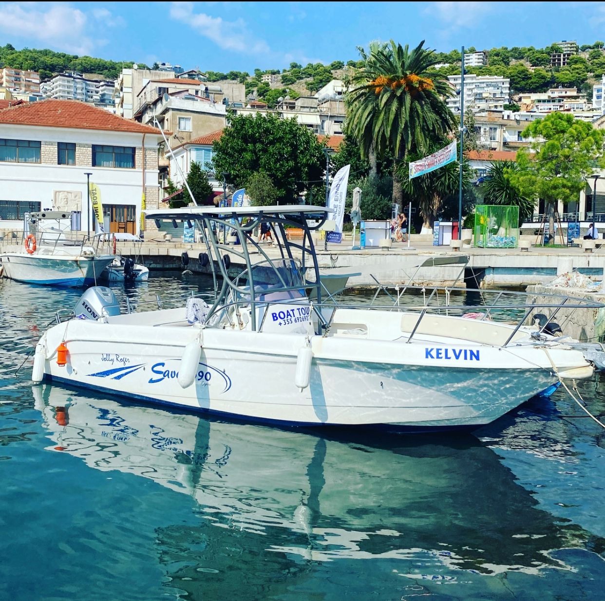 Kelvin Boat Trip vessel